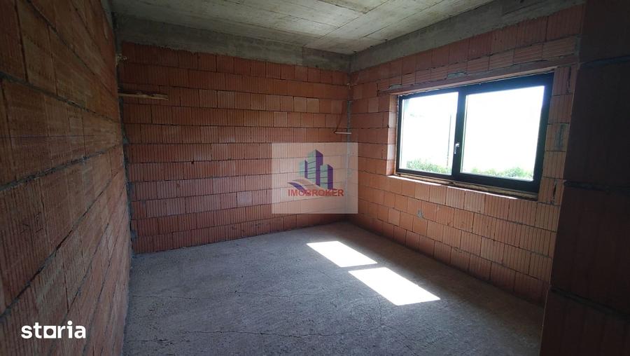Casă cu 3 camere cu Teren 700 Mp în Baciu