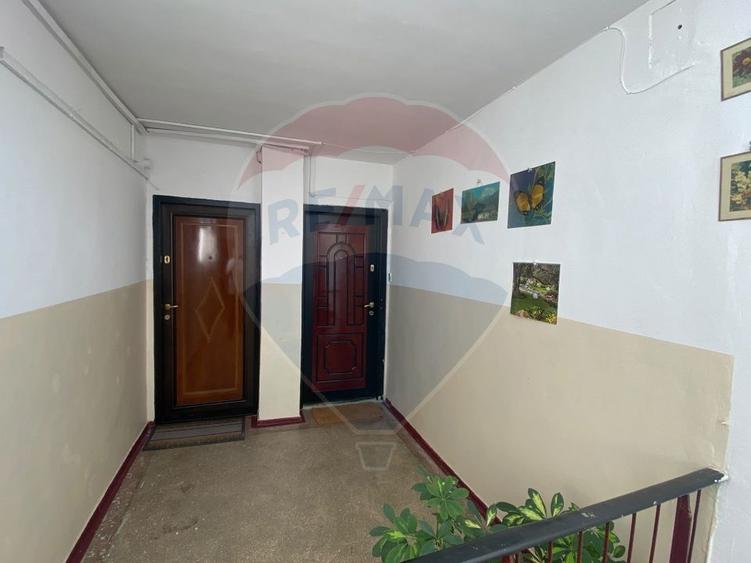 Apartament cu 3 camere de vânzare în zona Centrala, Fagaras - 3