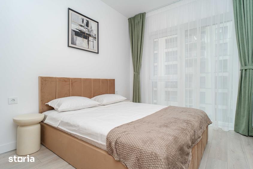 Apartament cu 4 camere semidecomandat în Piața Unirii