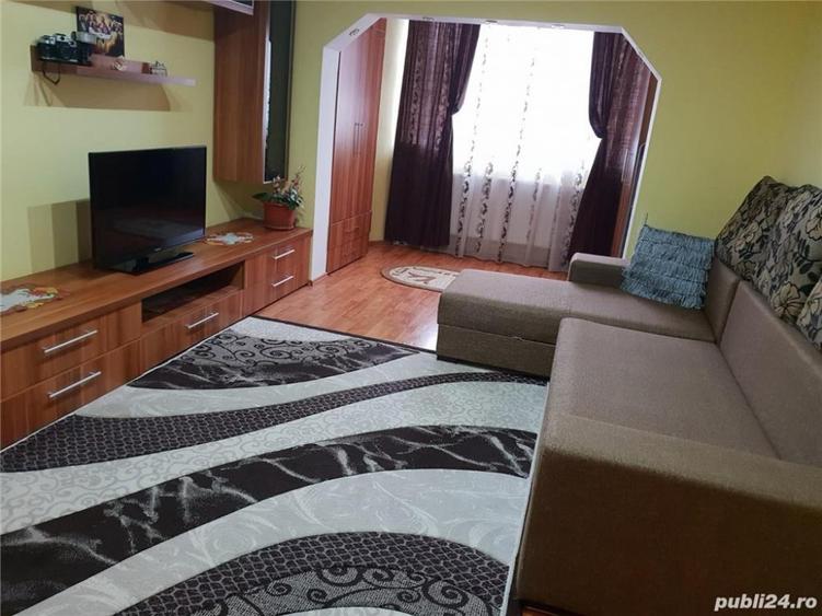 Apartament cu 2 camere decomandat - 1