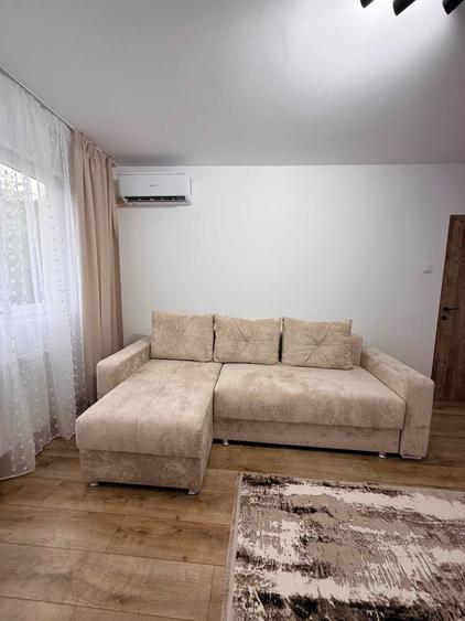 Apartament cu 2 camere semidecomandat în Micro 11