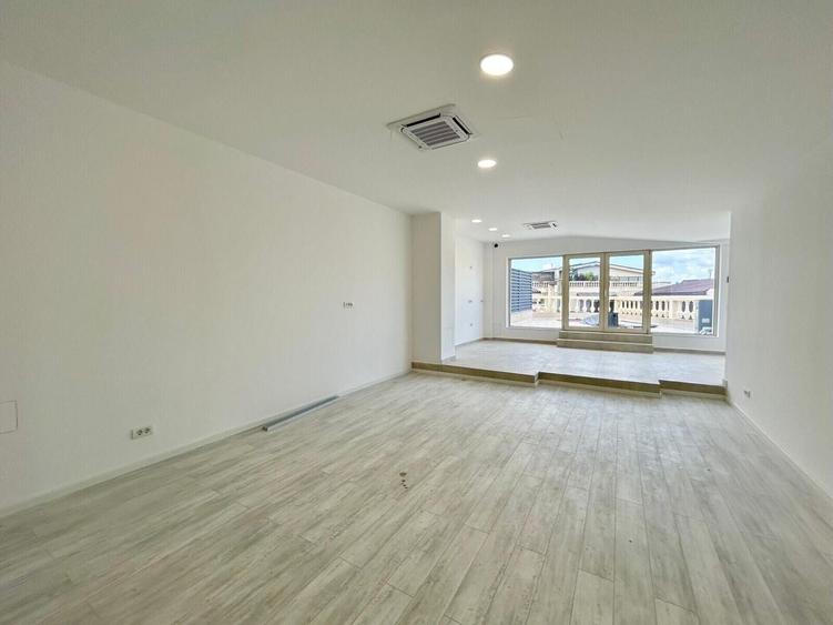 Apartament cu 4 camere decomandat în Herăstrău