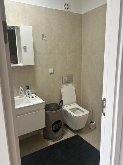 Apartament cu 2 camere semidecomandat în Chitila