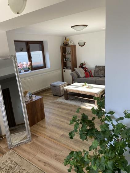 Casă cu 3 camere în Gura Câlnăului
