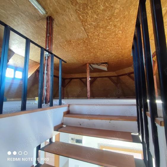 Casă cu 6 camere în Central
