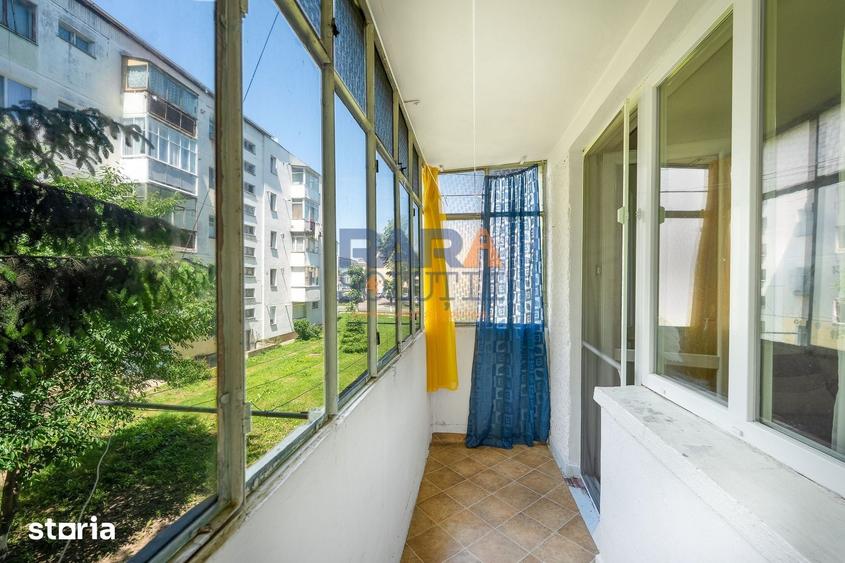 Apartament cu 2 camere decomandat în Central — fotografia 1