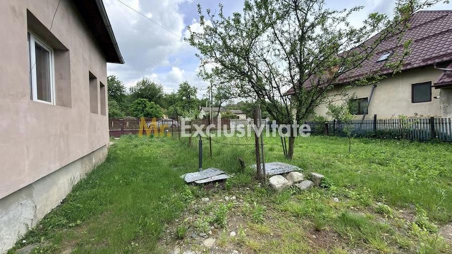 Casă cu 2 camere cu Teren 831 Mp în Central