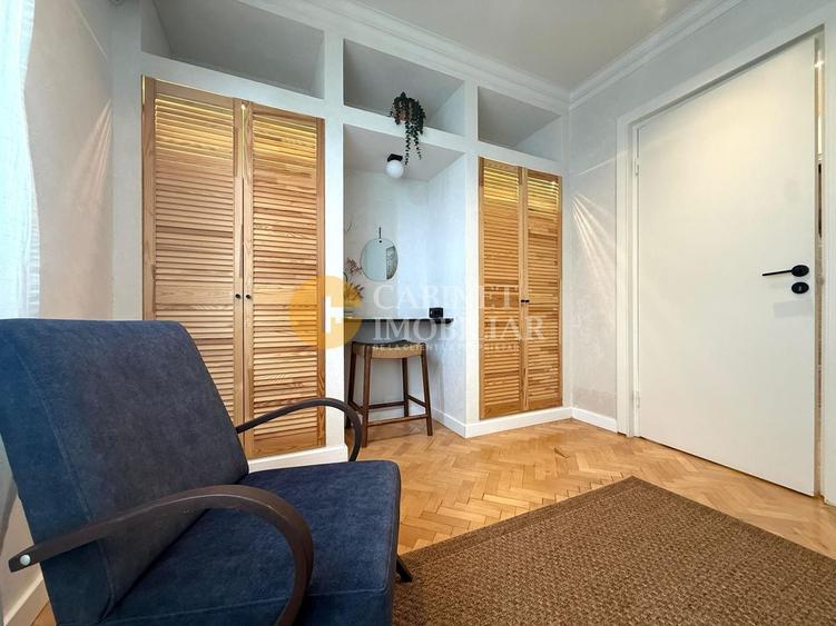 Apartament cu 2 camere semidecomandat, mobilat în Podu Roș