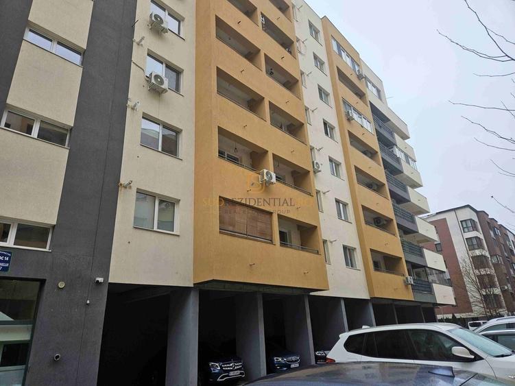 Apartament cu 2 camere semidecomandat, mobilat în Apărătorii Patriei