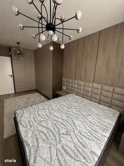 Apartament cu 3 camere decomandat în Exterior Vest
