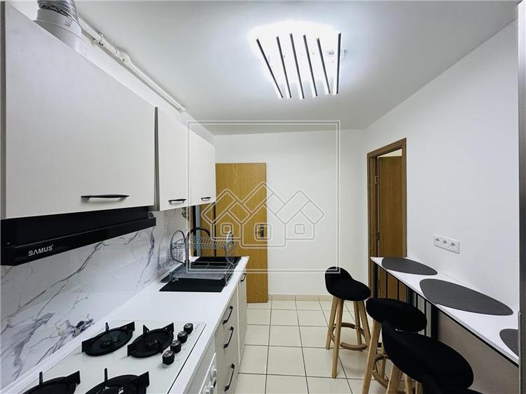 Apartament cu 2 camere decomandat în Hipodrom 1