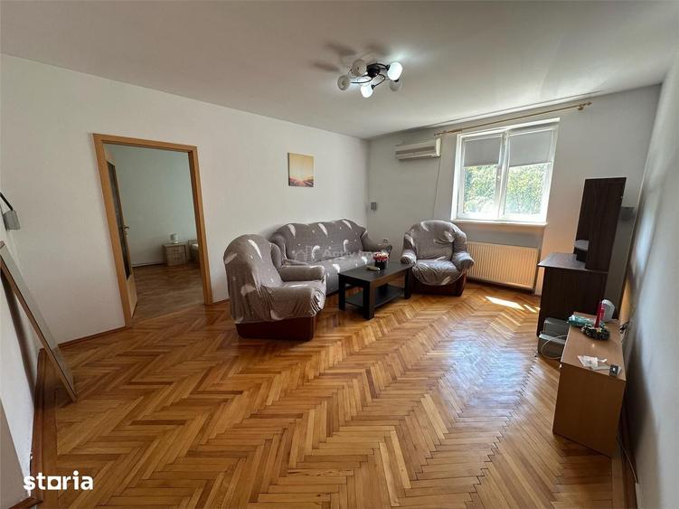 Apartament cu 3 camere semidecomandat în Luncă
