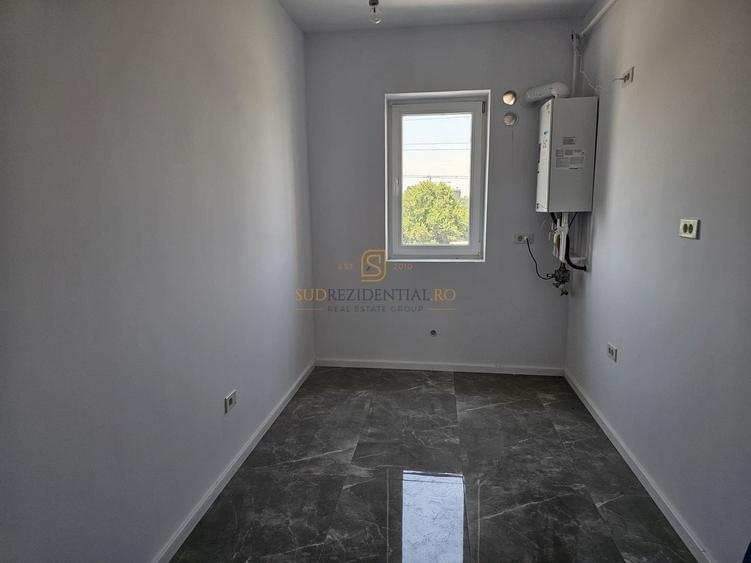 Apartament cu 3 camere decomandat în Metalurgiei