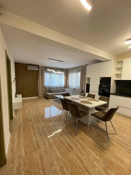 Apartament cu 3 camere semidecomandat în Braytim