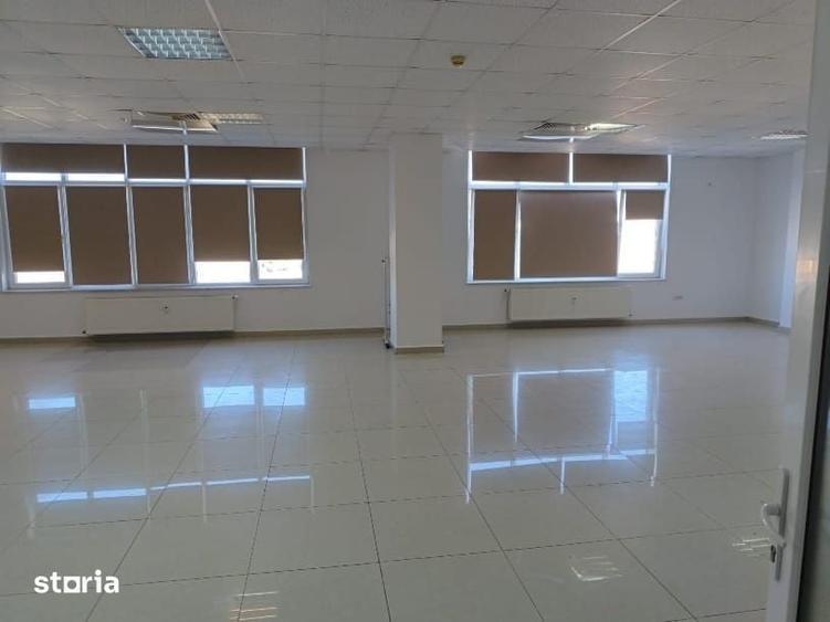 Spațiu comercial, de 135 mp, în Central
