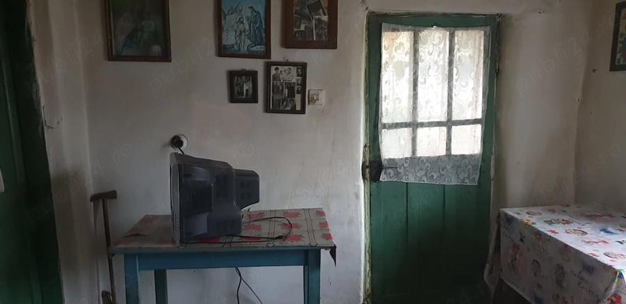 Casă cu 3 camere cu Teren 2000 Mp în Bulzești
