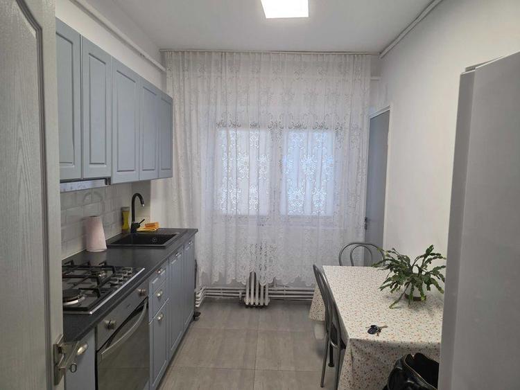 Apartament cu 2 camere decomandat în Dacia
