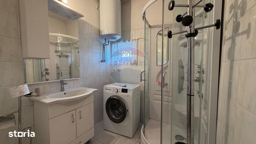 Casă cu 5 camere cu Teren 250 Mp în Exterior Sud