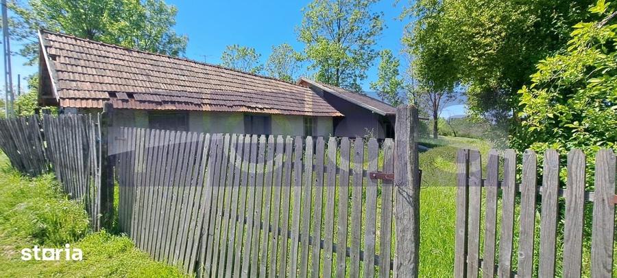 Casă cu 3 camere cu Teren 3000 Mp în Ciolănești