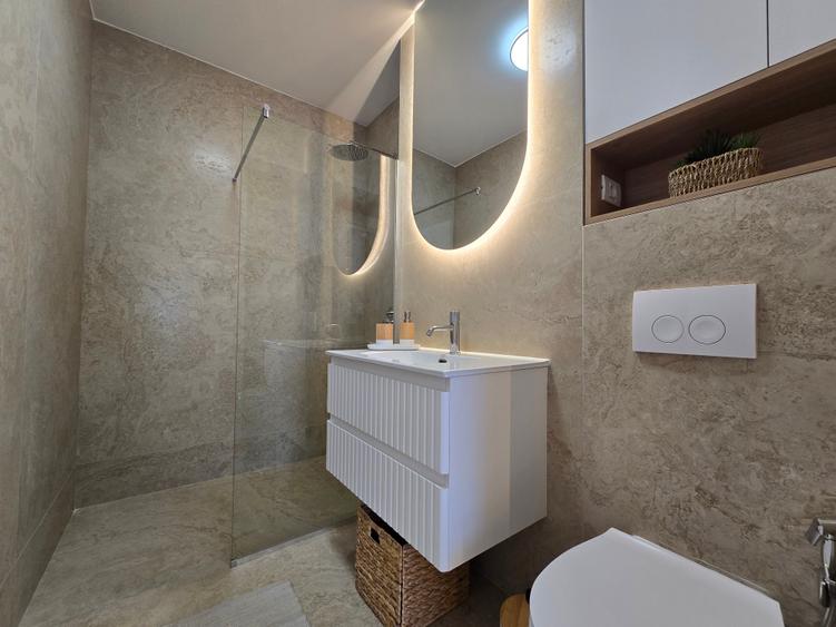 Apartament cu 2 camere semidecomandat în Pipera