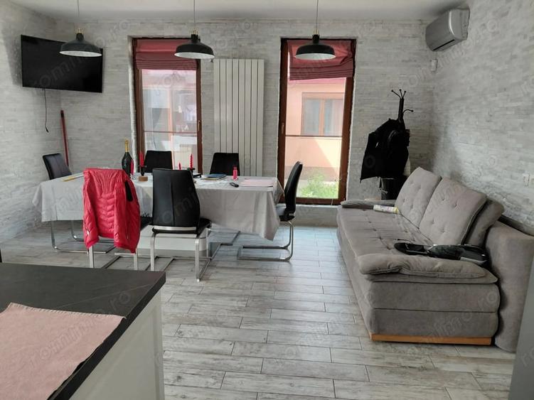 Casa complet utilata cu curte de poveste la cateva minute de Gala?i! - 2