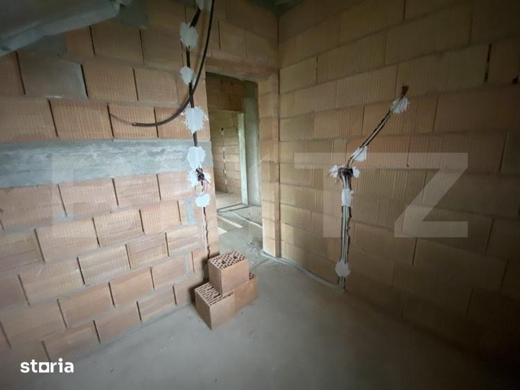 Casă cu 4 camere cu Teren 700 Mp în Meseșenii de Jos