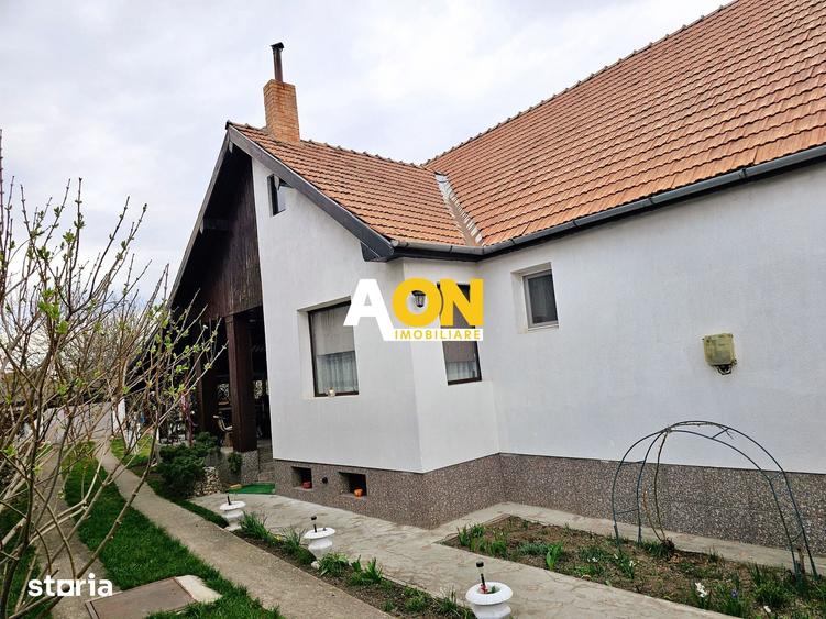 Casă cu 4 camere cu Teren 1650 Mp în Central
