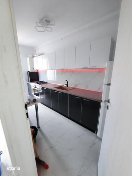 Garsoniera de inchiriat ,Militari Residence,etaj 1 - 5