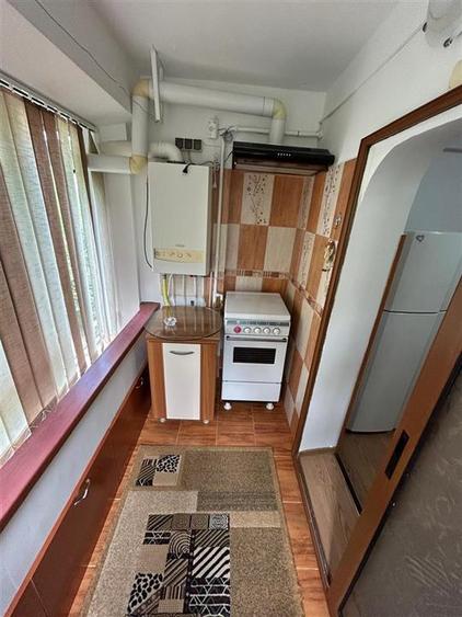 Apartament cu 2 camere decomandat în Barieră