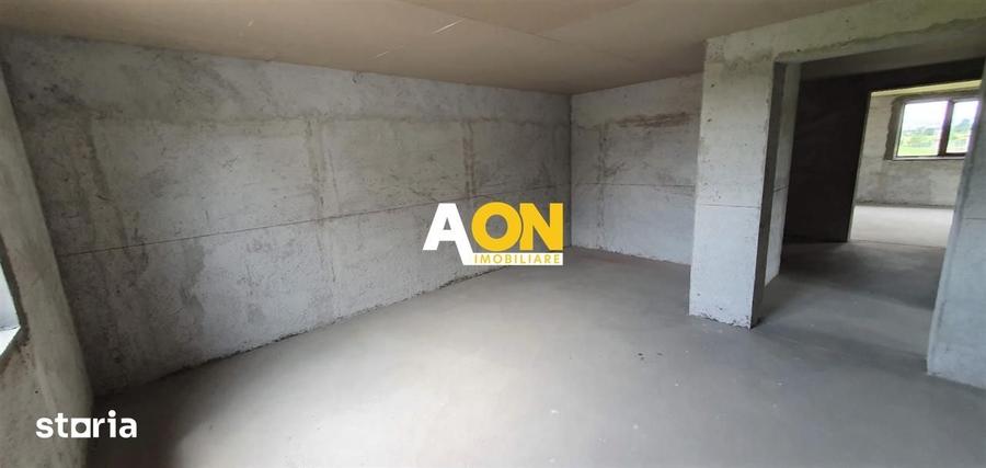 Casă cu 4 camere cu Teren 300 Mp în Partoș