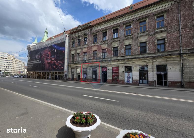 Spațiu comercial, de 54.95 mp, în P-ța Unirii