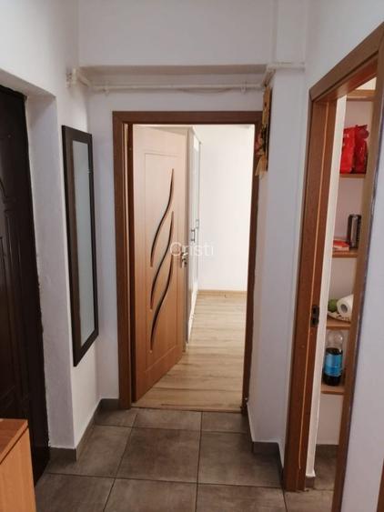 Apartament cu 2 camere decomandat în Mihai Viteazul
