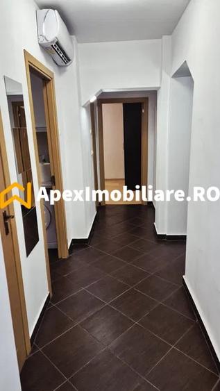 Apartament cu 3 camere decomandat, mobilat în Timpuri Noi