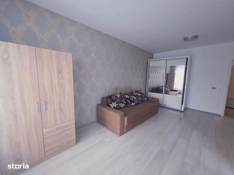 Garsonieră decomandată în Avantgarden