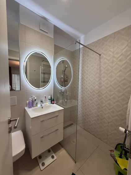 Apartament cu 3 camere în Cotroceni