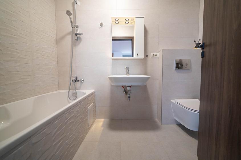 Penthouse cu 3 camere semidecomandat, mobilat în Torontalului