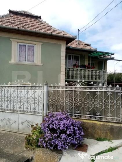Casa de vanzare, 200 mp, zona Lopadea Noua - Ocna Mures (Alba) - 1