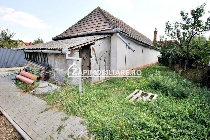 Casă individuală cu 5 camere cu Canalizare în Mureșeni