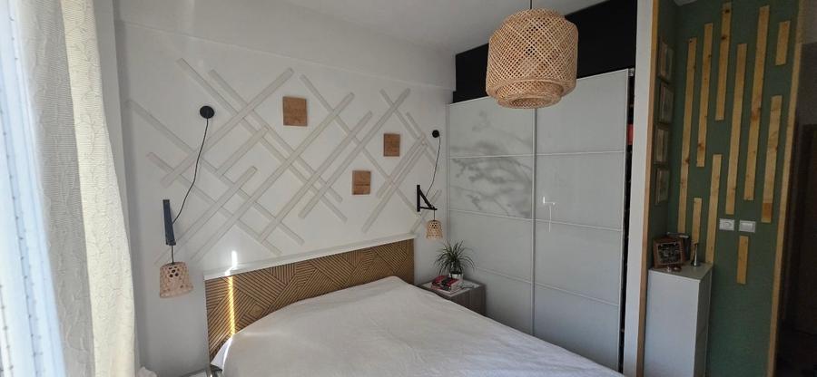 Apartament cu 3 camere decomandat, mobilat în Aradului