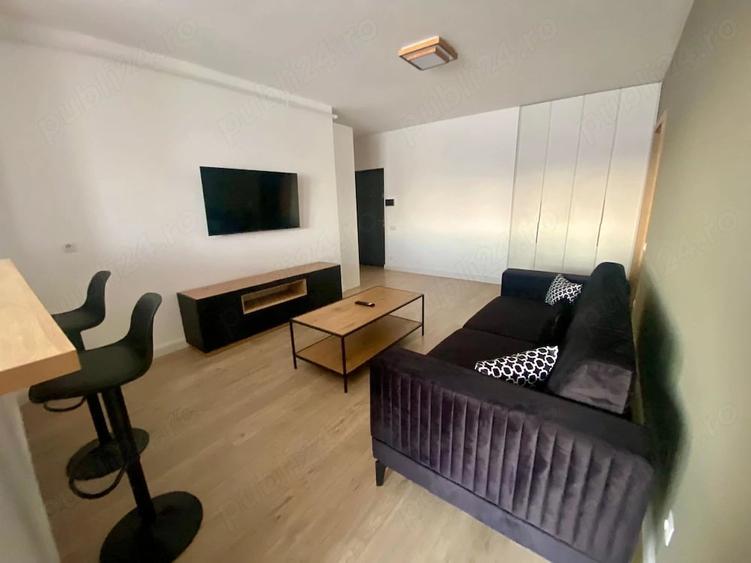 Apartament cu 2 camere semidecomandat în Florești