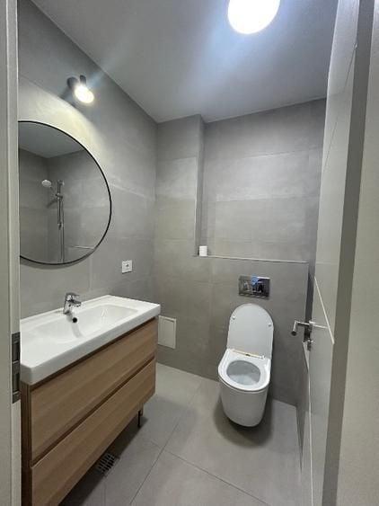 Duplex cu 5 camere cu Canalizare în Exterior Nord