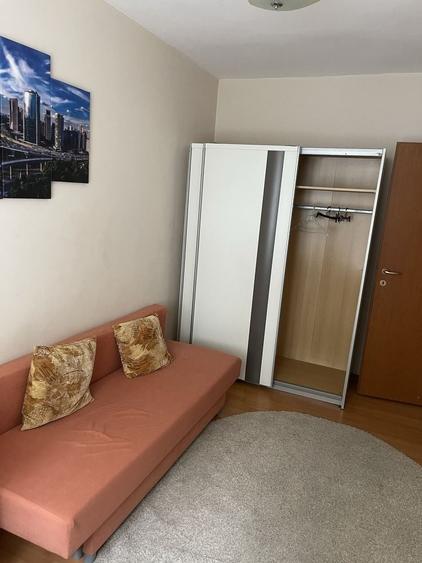 Garsonieră decomandată în Gară