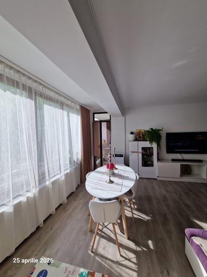 Apartament cu 3 camere decomandat în Șelimbăr