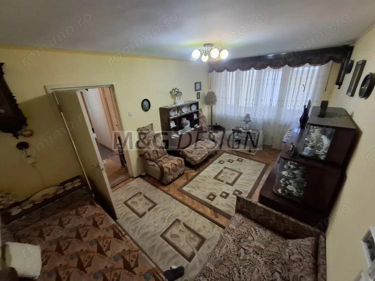 Apartament cu 2 camere decomandat în Complex Studențesc
