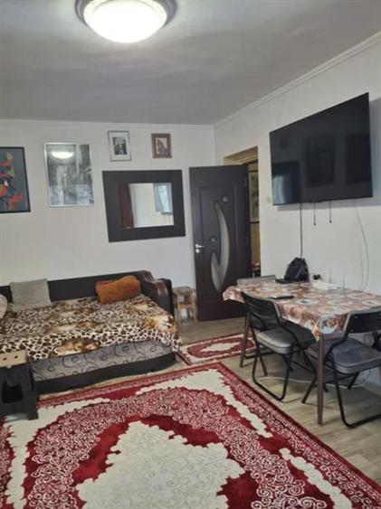 Garsonieră decomandată, mobilată în Tătărași — fotografia 1