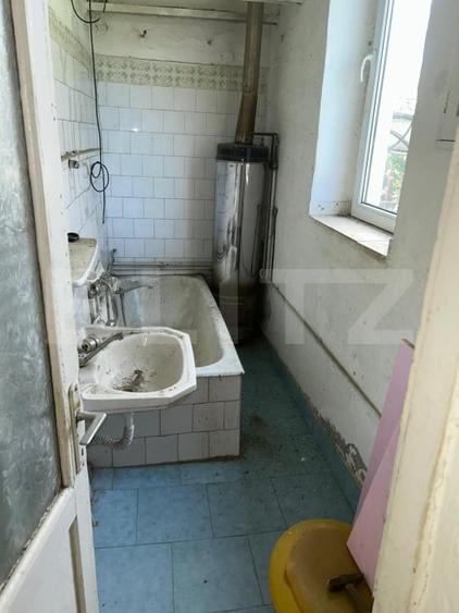 Casă individuală cu 6 camere cu Canalizare în Gherla
