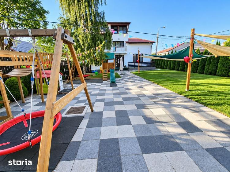Casă cu 7 camere cu Teren 760 Mp în Port