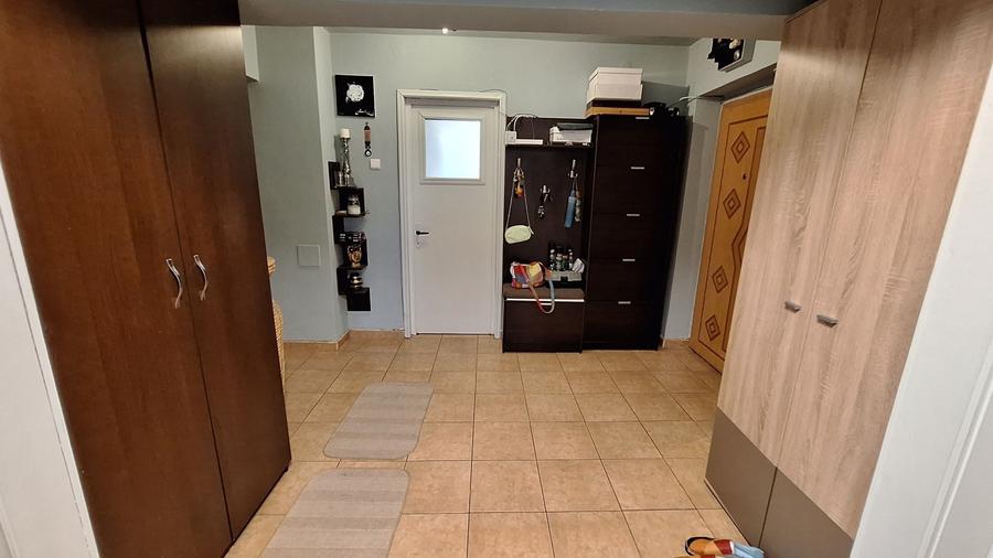 Apartament cu 4 camere decomandat în Ultracentral