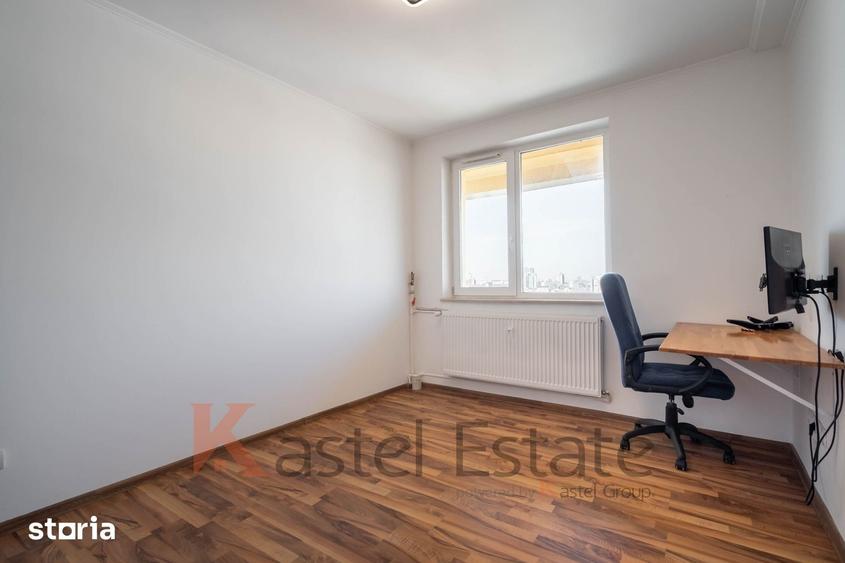 Apartament cu 3 camere în Tei