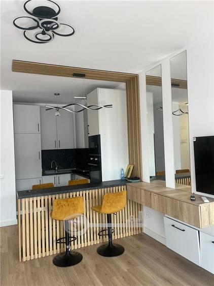 Apartament cu 2 camere semidecomandat în Tudor Vladimirescu